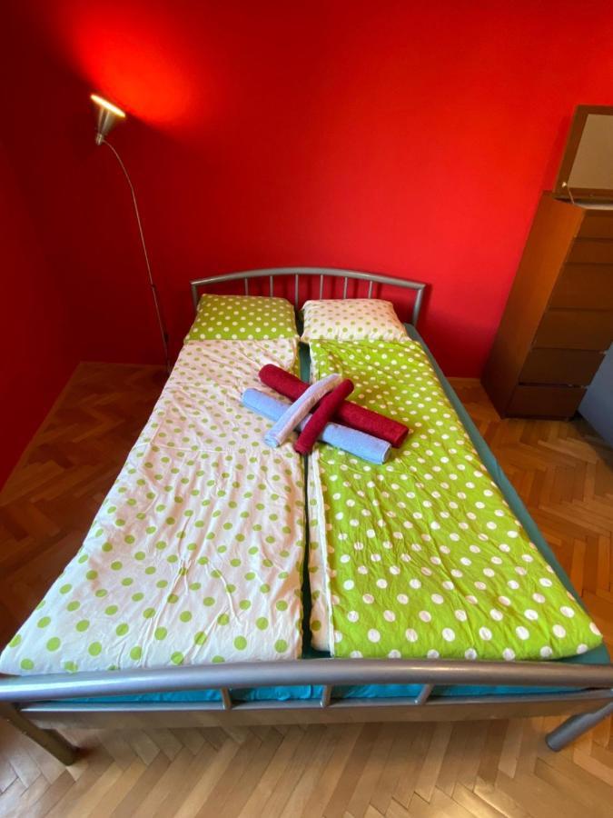 Apartment B42 Bed And Cafe Prague Extérieur photo